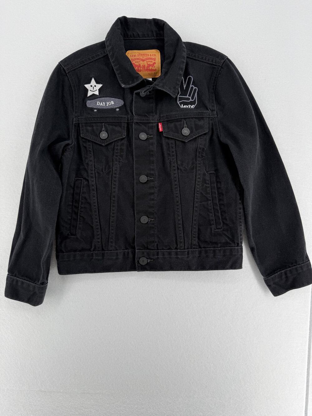 Levis Kids Denim Trucker Jacket Black Patches Size S 8-10 Good Jeans